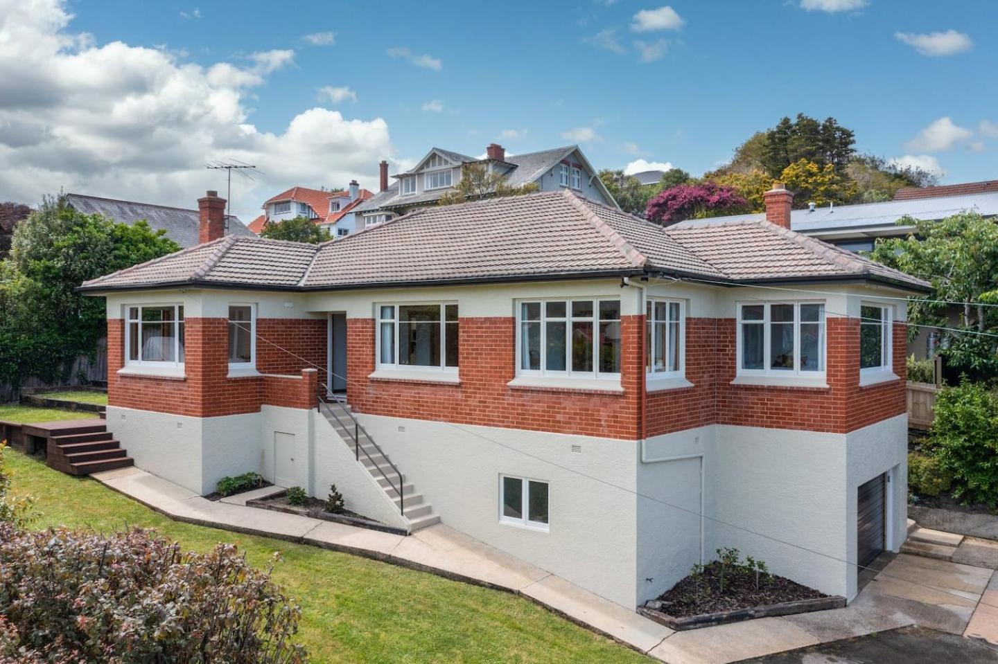 Stunning Family Home In Andersons Bay Dunedin Exterior foto